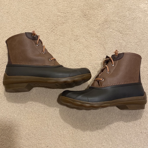 NIB Sperry 9 Brown Duck Boots - Picture 3 of 9
